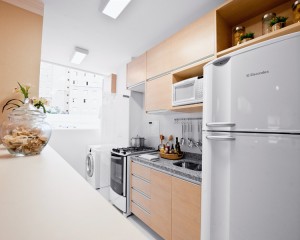 cozinha com geladeira