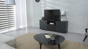 sala pequena com tv