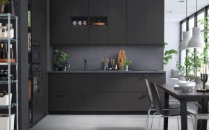 cozinha em tom preto