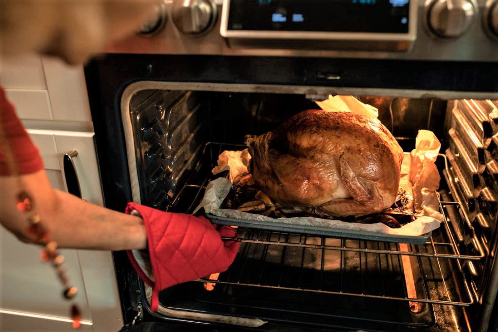 Quanto Tempo Leva Para Assar Um Frango No Forno Elétrico