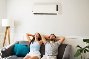 economia de energia no verão usando ar condicionado