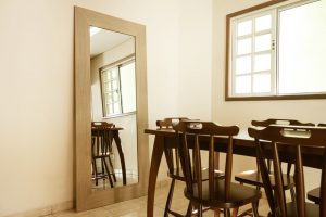 espelho para sala de jantar pequena